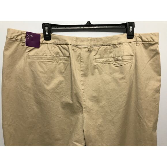 Lane Bryant Womens Plus Size 28 Khaki Tan Capri Pants Roll Cuff New - Picture 3 of 9